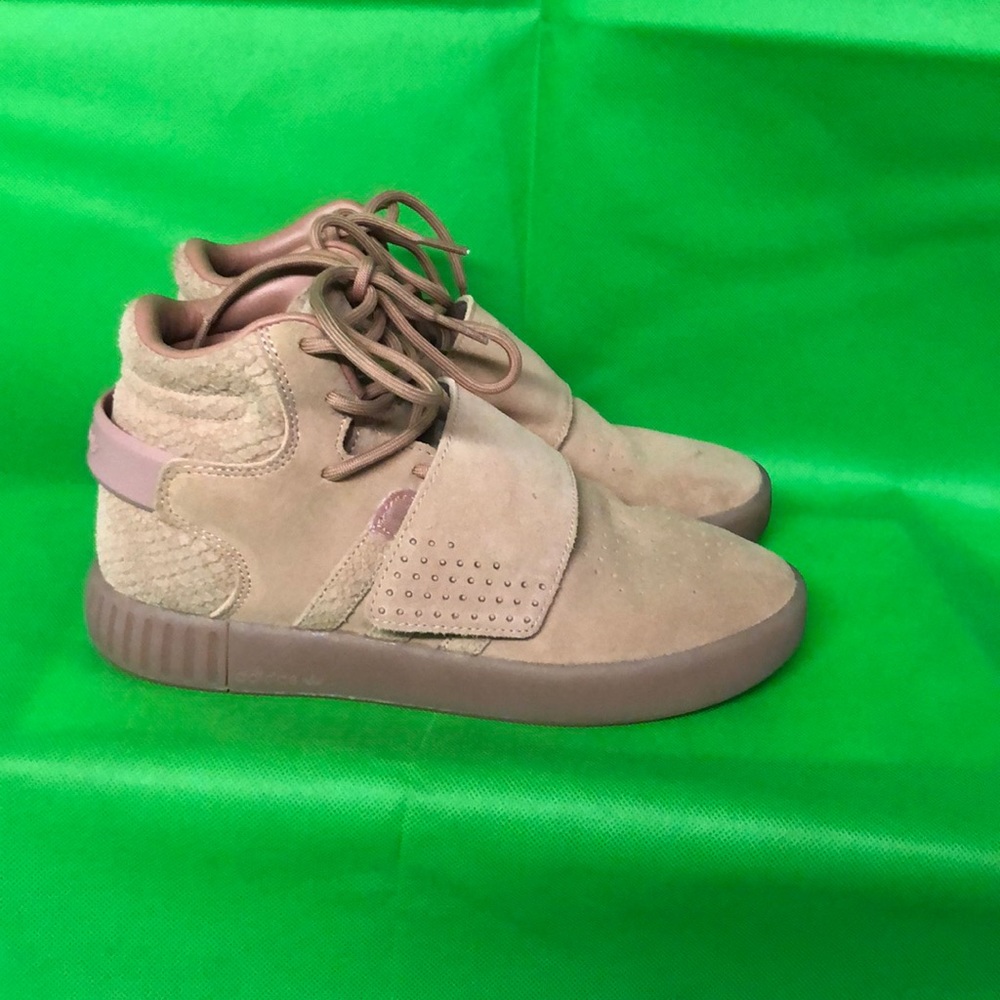 Women’s high top adidas